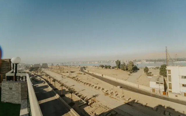 Queens Valley Hotel, Restaurants, Bars and Spa Luxor