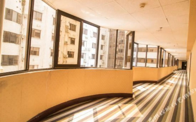 New World Hotel(新世界宾馆(绵阳火车站万达广场店))