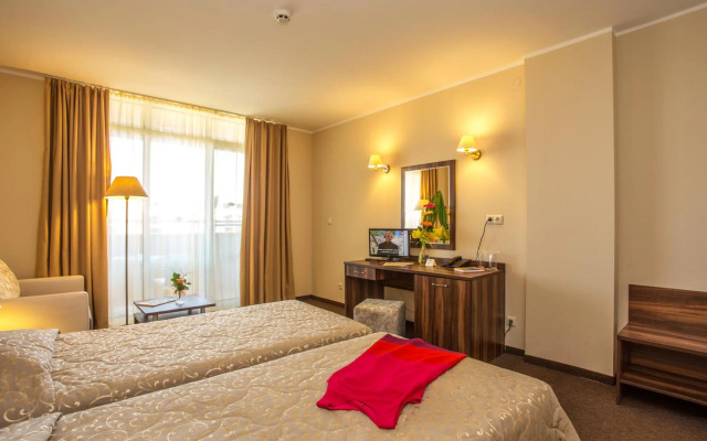 Hotel Laguna Park & Aqua Club