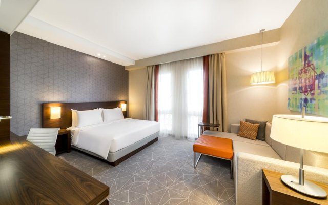 Hyatt Place Dubai Wasl District