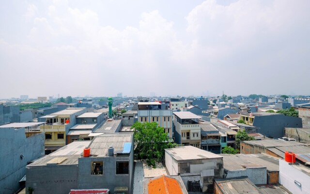 Fully Furnished 2BR at Teluk Intan Apartment