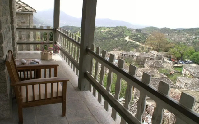 Mikro Papigo 1700 Hotel & Spa