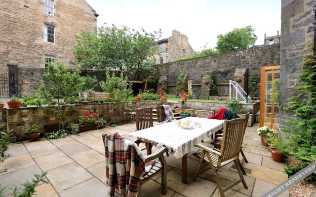 Charming Apartments Edinburgh