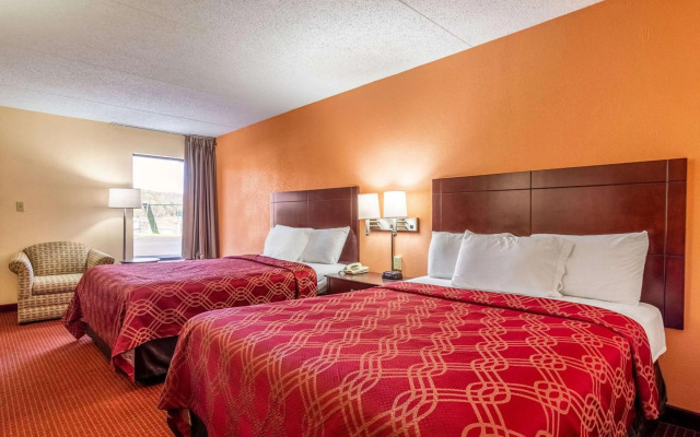 Econo Lodge Rocky Top