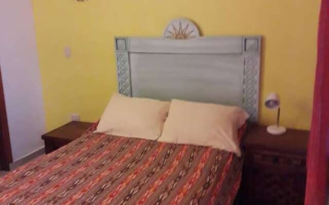 "room in B&B - Cancun Guest House 3 Near Ado bus Terminal and 25 min From/to Airport by Shuttle"