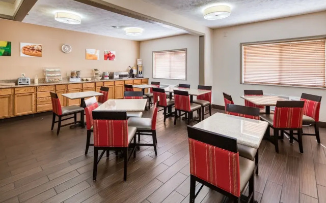 Quality Inn & Suites