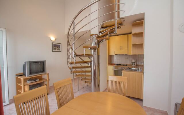Apartments Vrlika