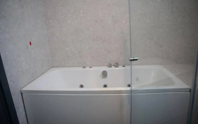 Center Boutique Hotel