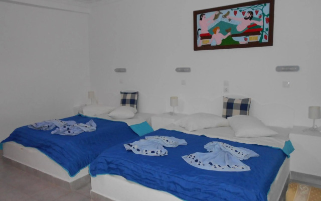 Studios Apartments Kapetanios