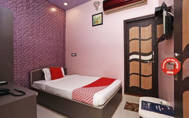 OYO 19379 Hotel Sai Palace