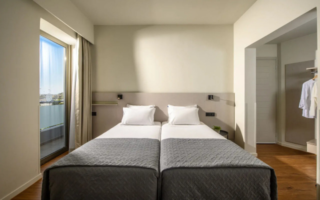 Marin Hotel