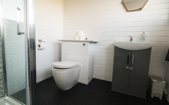 Charming 1-bed House in Holyhead