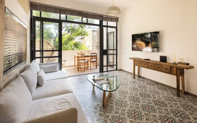 Rustic Charm Tel Aviv CTR by Sea N' Rent