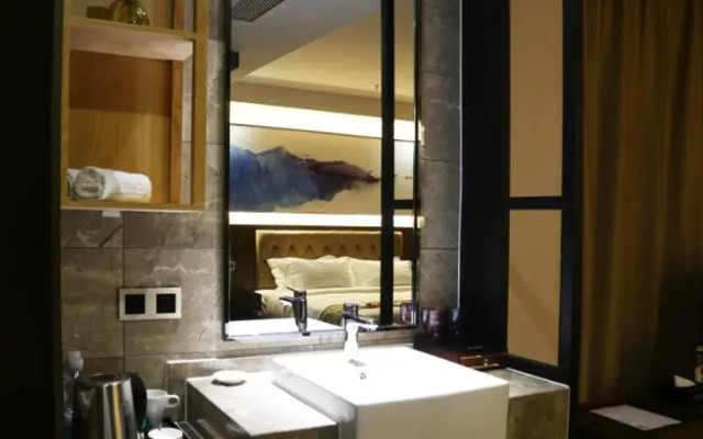 VX Hotel Wuxi Huishan District Luoshe Town Luocheng Avenue