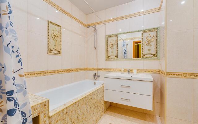 LikeHomeAparts (ЛайкХоумАпартс) на шоссе Фермское 32