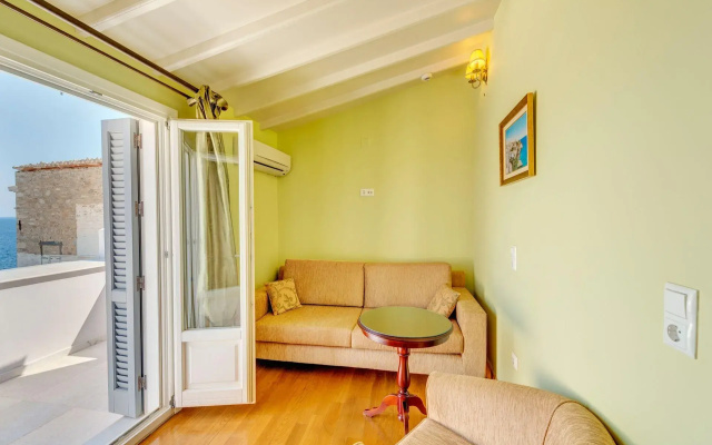 Apollonion Palace Hotel