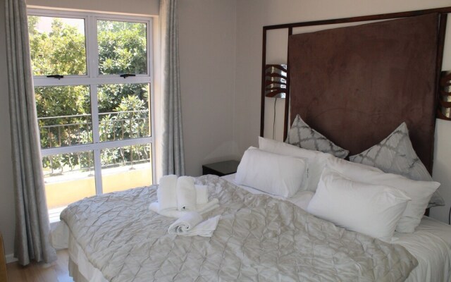 Villa Italia Apartments by CTHA