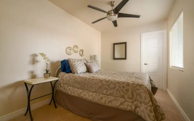 Chaparral House-Sleeps 14-Large Jacuzzi