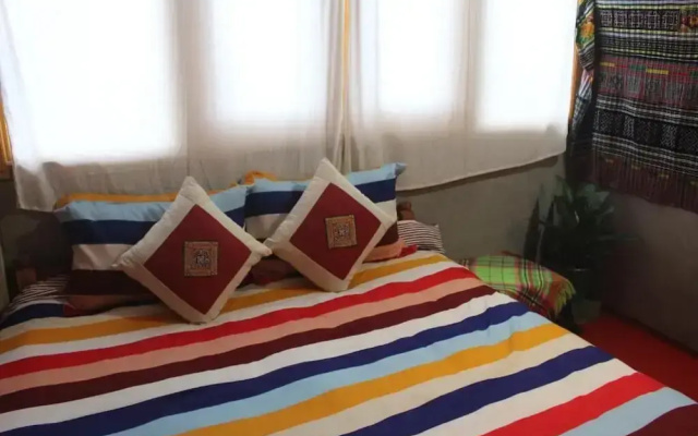 Po Mu House - Hostel