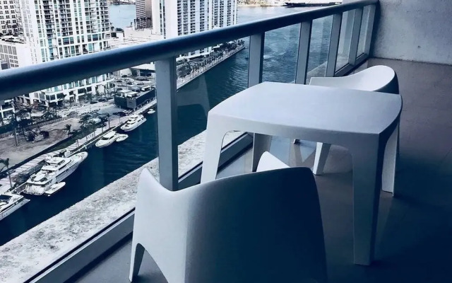Icon Residences by Flashstay