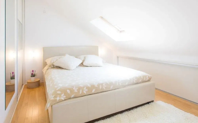 Summer Seaside Pearl Apartment Kastela