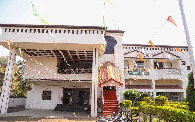 OYO 10658 Mia Guest House
