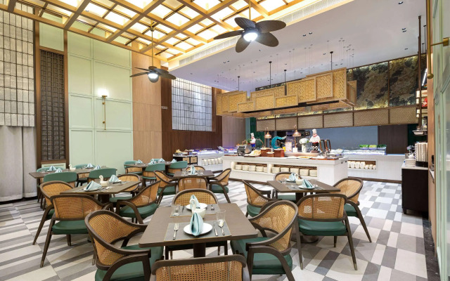 Days Hotel by Wyndham Beihai Haicheng