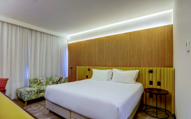 Hilton Garden Inn Rebouças
