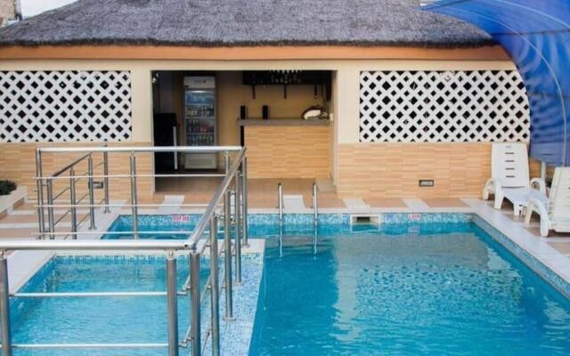 Dixie Suites