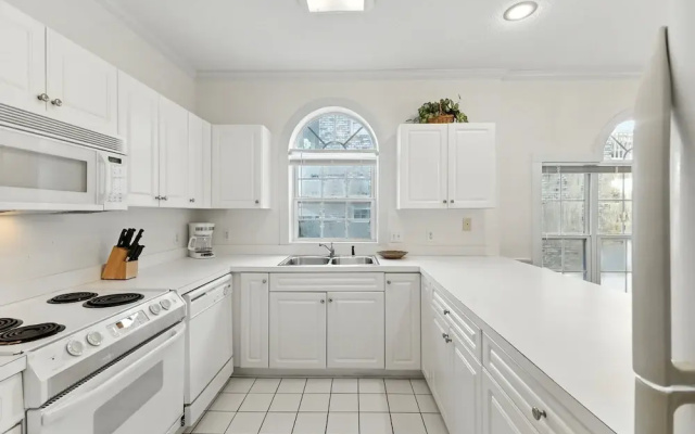 Magnolia Place 4647-201
