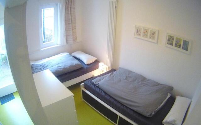 ZV2001 Private Apartments & Rooms Hannover City - room agency