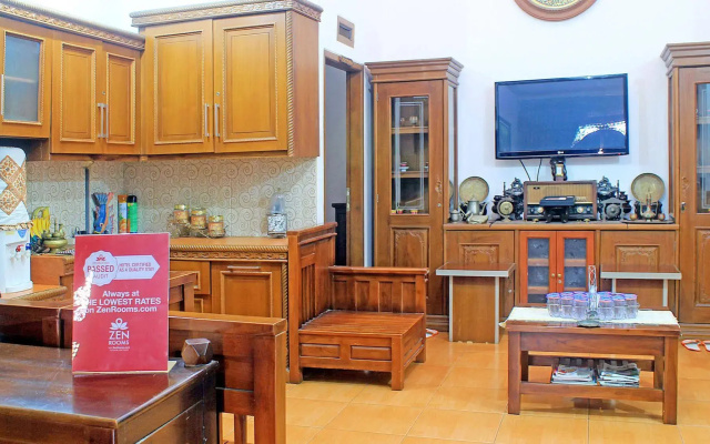 ZEN Rooms Yupiter Barat