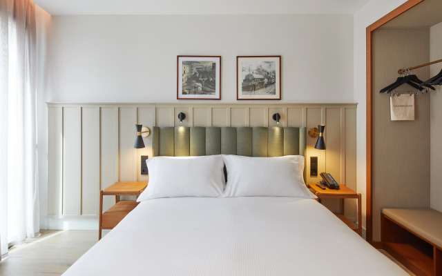 Via Sants Hotel Barcelona, Tapestry Collection by Hilton