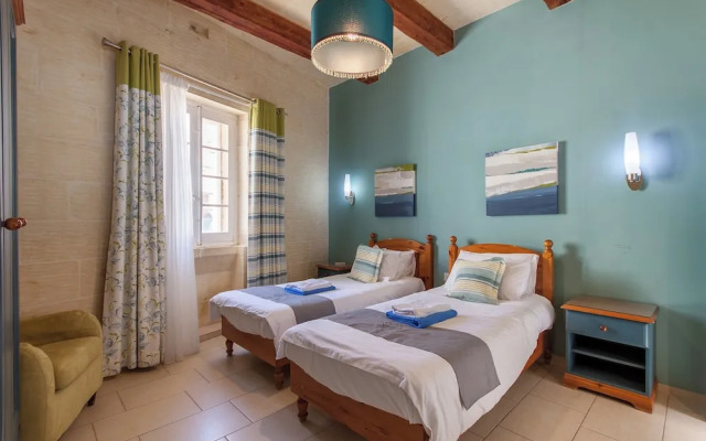 Twilight Gozitan Farmhouse With Pool