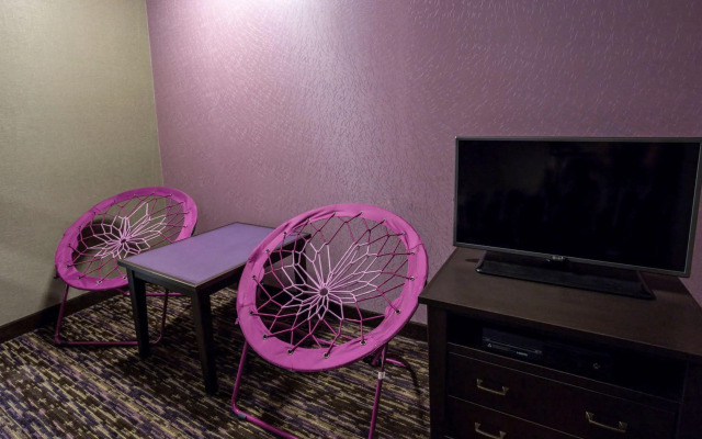 Holiday Inn Express & Suites Billings by IHG