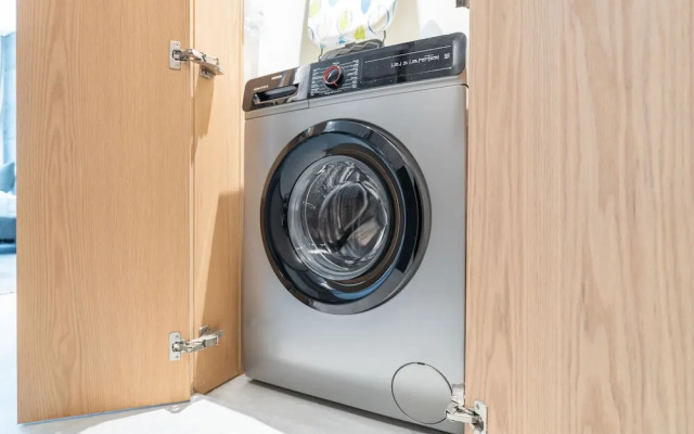 Spectacular Getaway in This Studio in The Autograph