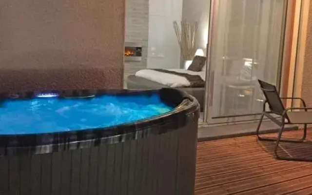 LOFT SPA - Côté château.