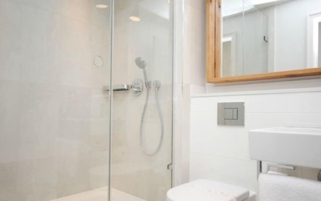 1 The Salterns, Chichester