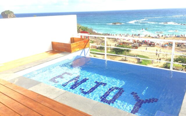 Minimi Inn - SailRock Beach House