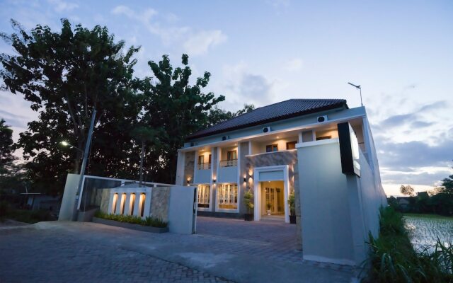 W House