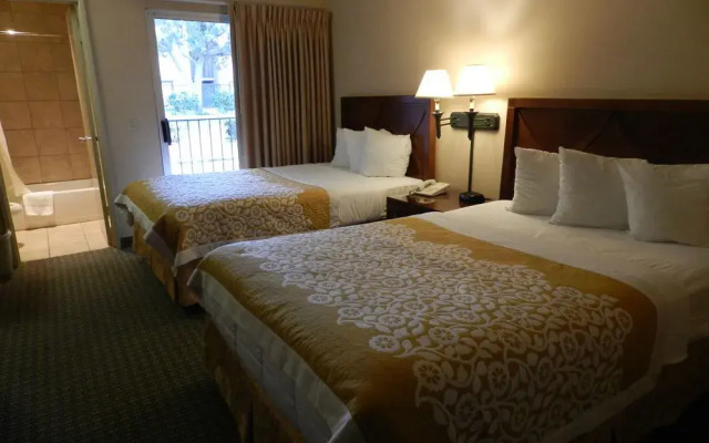 Days Inn San Diego Near Sea World