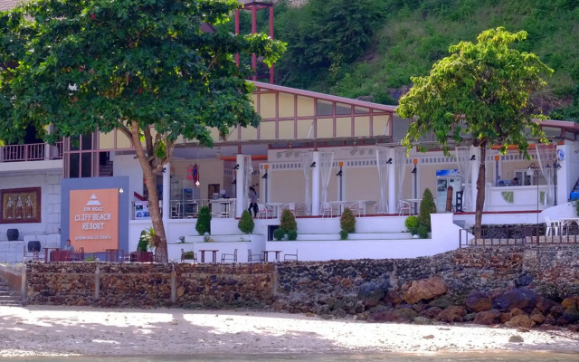 Koh Ngai Cliff Beach Resort
