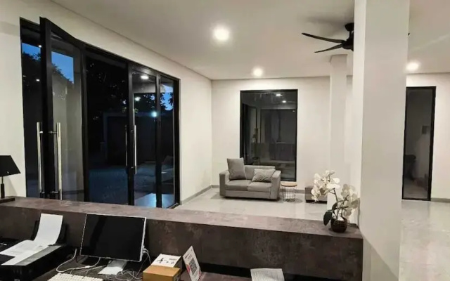 Shencasa Living Juanda