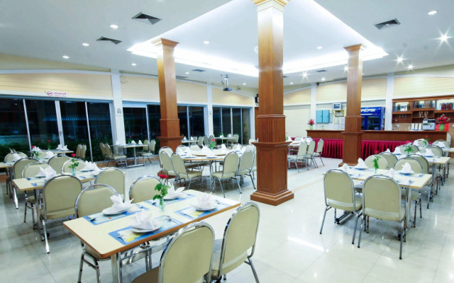 Chumphon Gardens Hotel