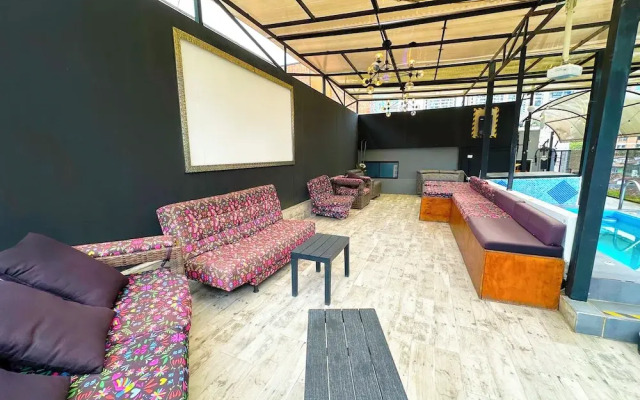 PROMO 18 BDRM Building, Pool+ 5Jacuzzis at Poblado