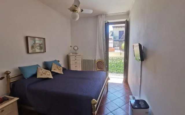 Dolfin - Nel Centro di Stresa - by Impero House