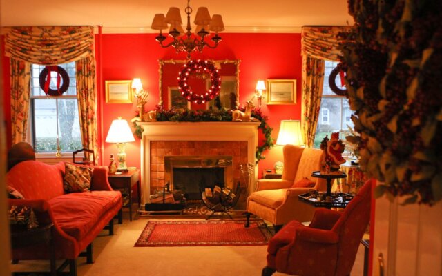 Harbor Knoll Bed & Breakfast