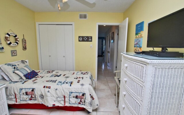 Sea Breeze by Youngs Suncoast