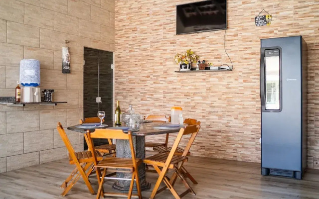 Linda casa no condomínio Morada da Praia