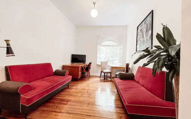 Deco Housing Luxury Rentals in Roma Norte